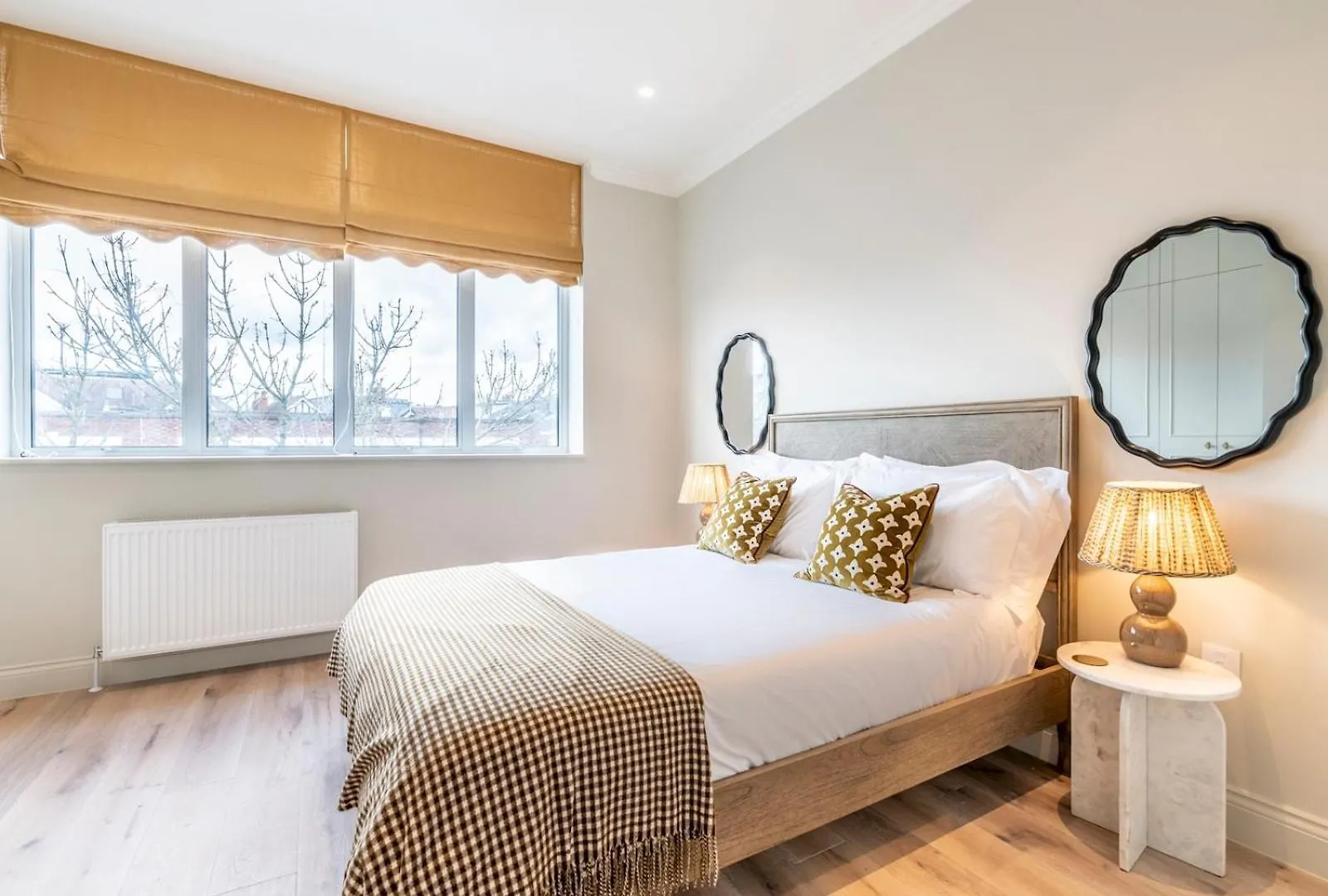Pass The Keys Stunningly Designed Gem London Apartment Twickenham