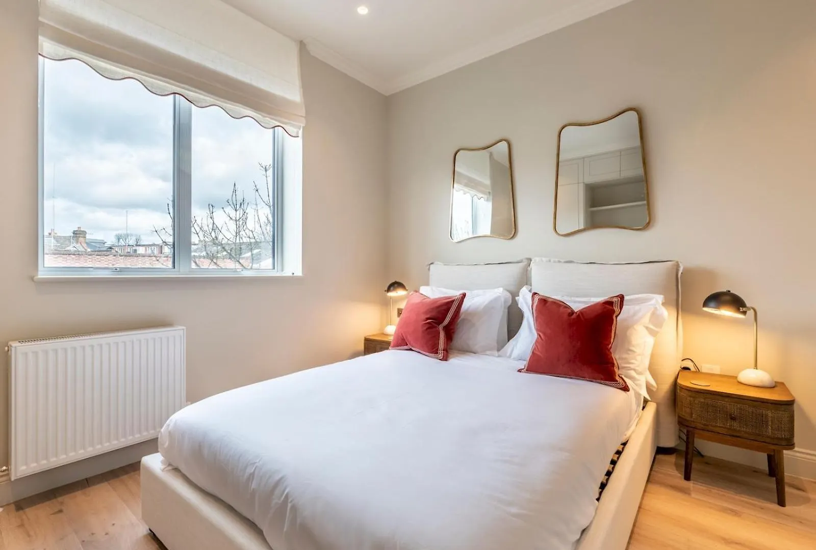 Pass The Keys Stunningly Designed Gem London Apartment Twickenham